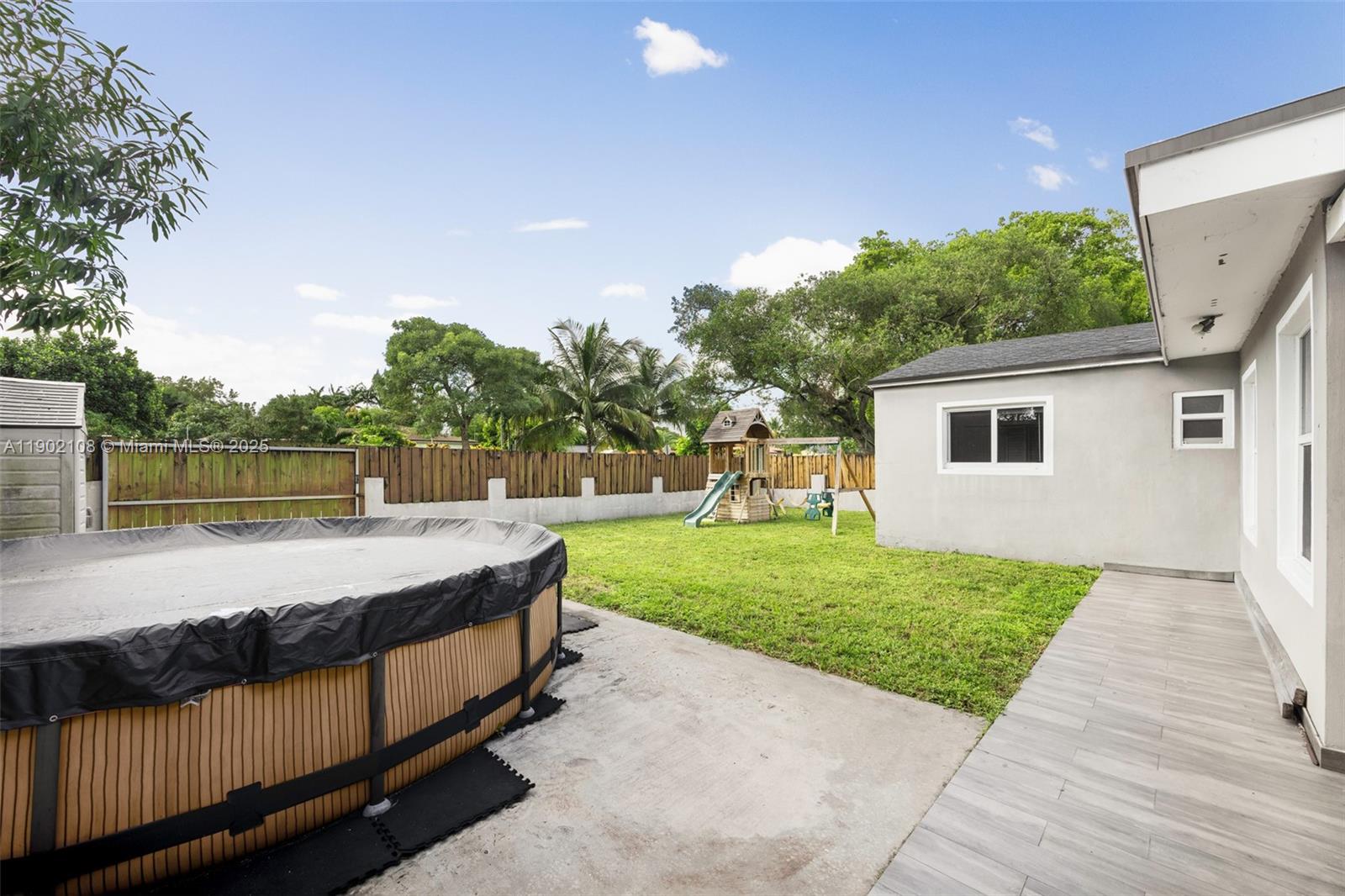 1825 SW 67th Ct, Miami