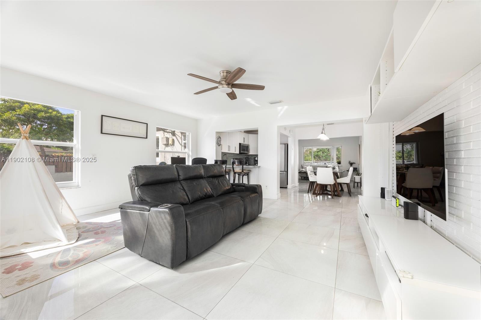 1825 SW 67th Ct, Miami