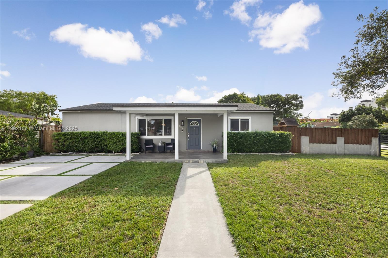 1825 SW 67th Ct, Miami