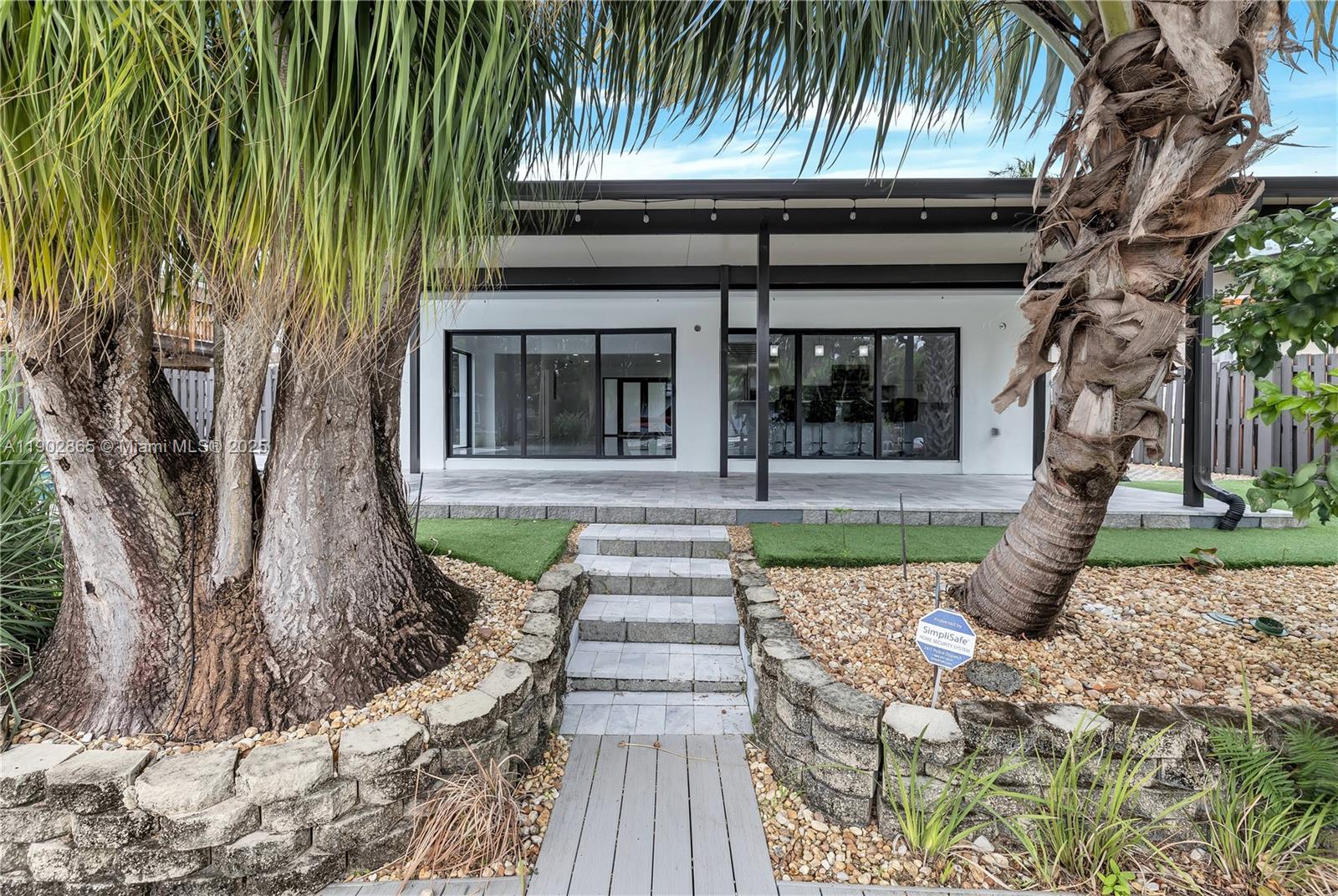 1608 SW 5th Ct, Fort Lauderdale