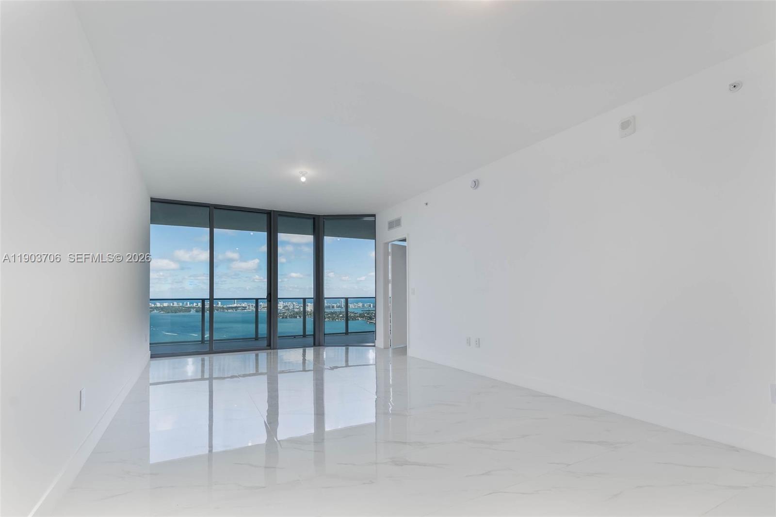 700 NE 24 St # 5405, Miami Unit: 5405