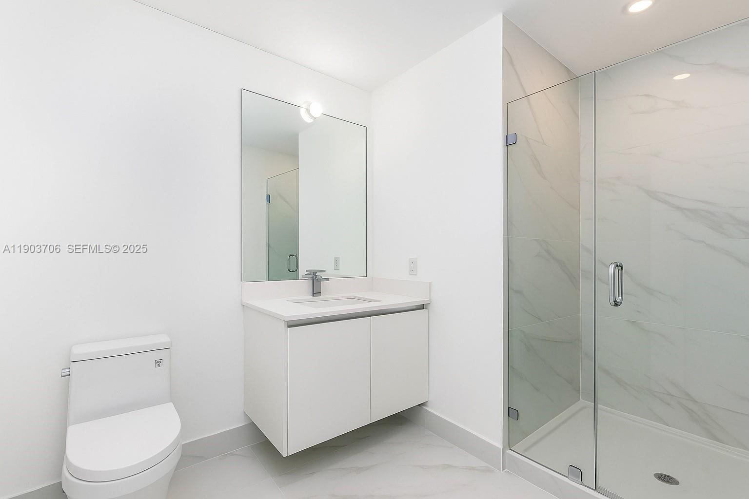 700 NE 24 St # 5405, Miami Unit: 5405