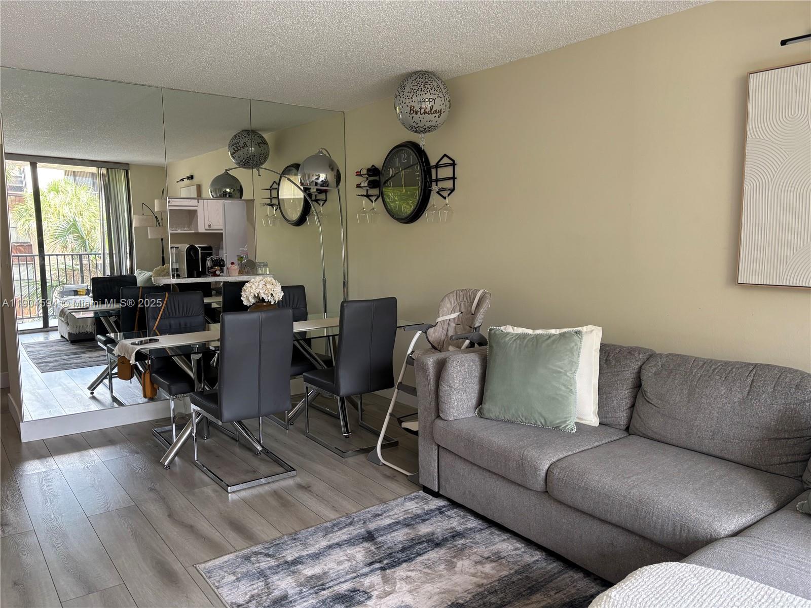 14525 N Kendall Dr # 307J