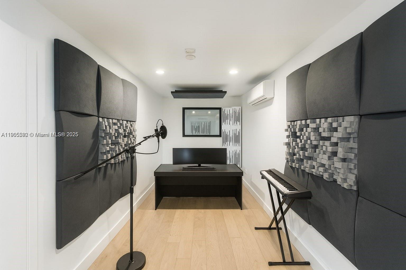 7025 NW 7th Ave Unit: #MAIN