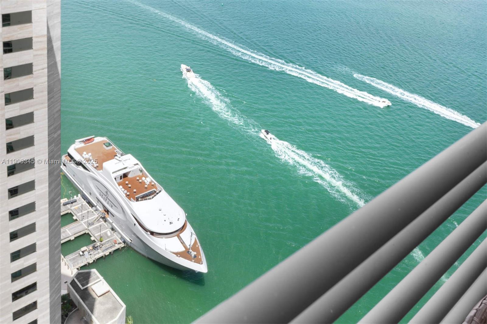 335 S Biscayne Blvd # 3904