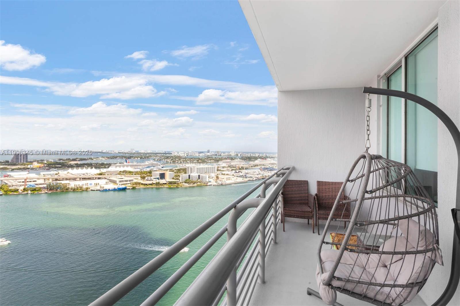 335 S Biscayne Blvd # 3904