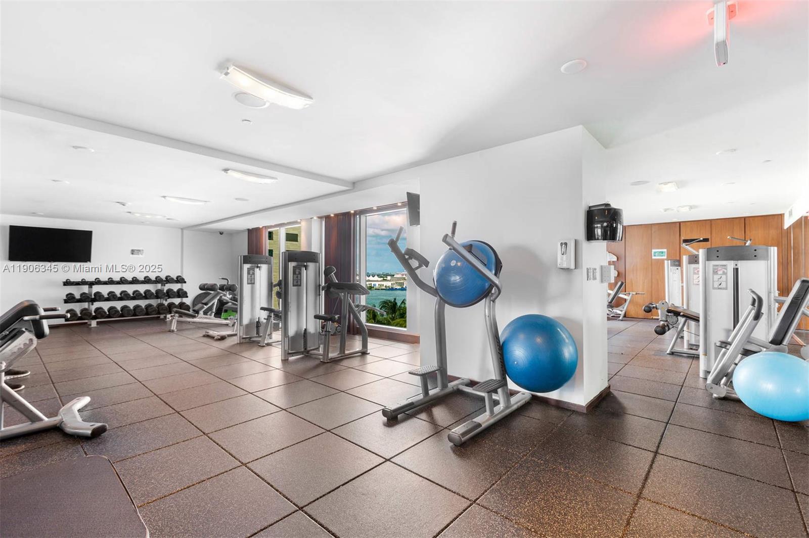 335 S Biscayne Blvd # 3904