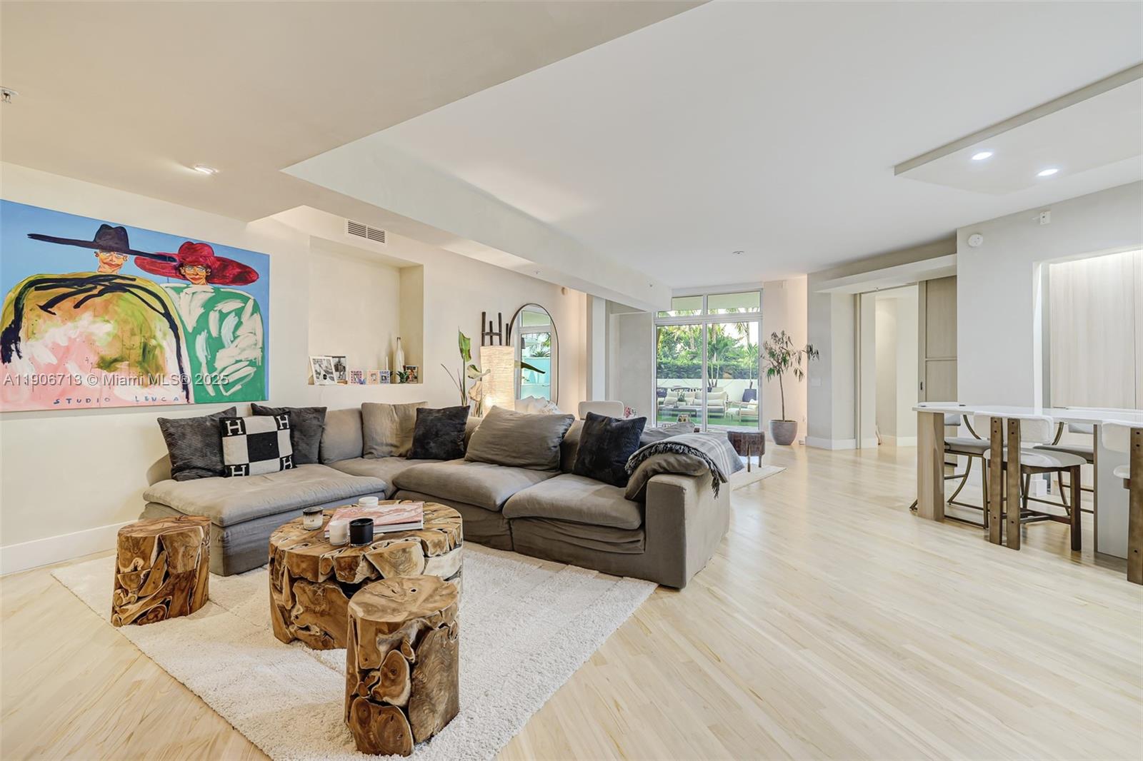 2001 Meridian Ave # 307