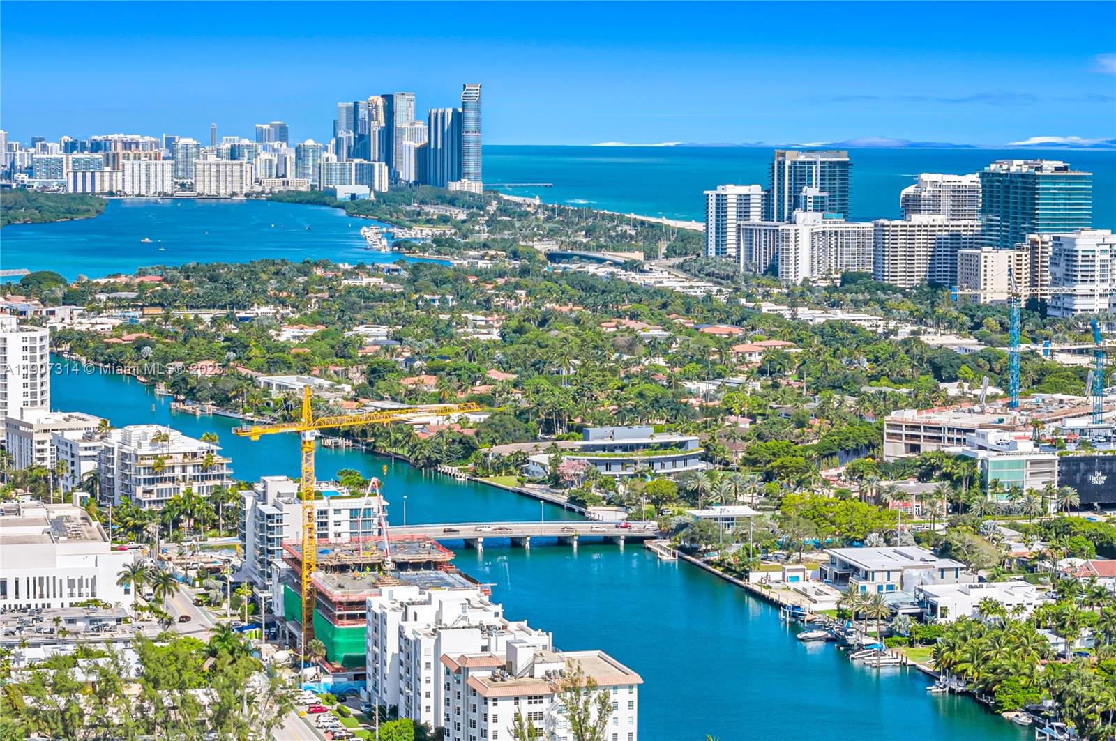 9111 E BAY HARBOR DR Unit: PHB