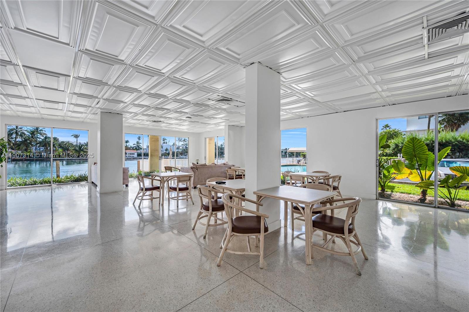 9111 E BAY HARBOR DR Unit: PHB