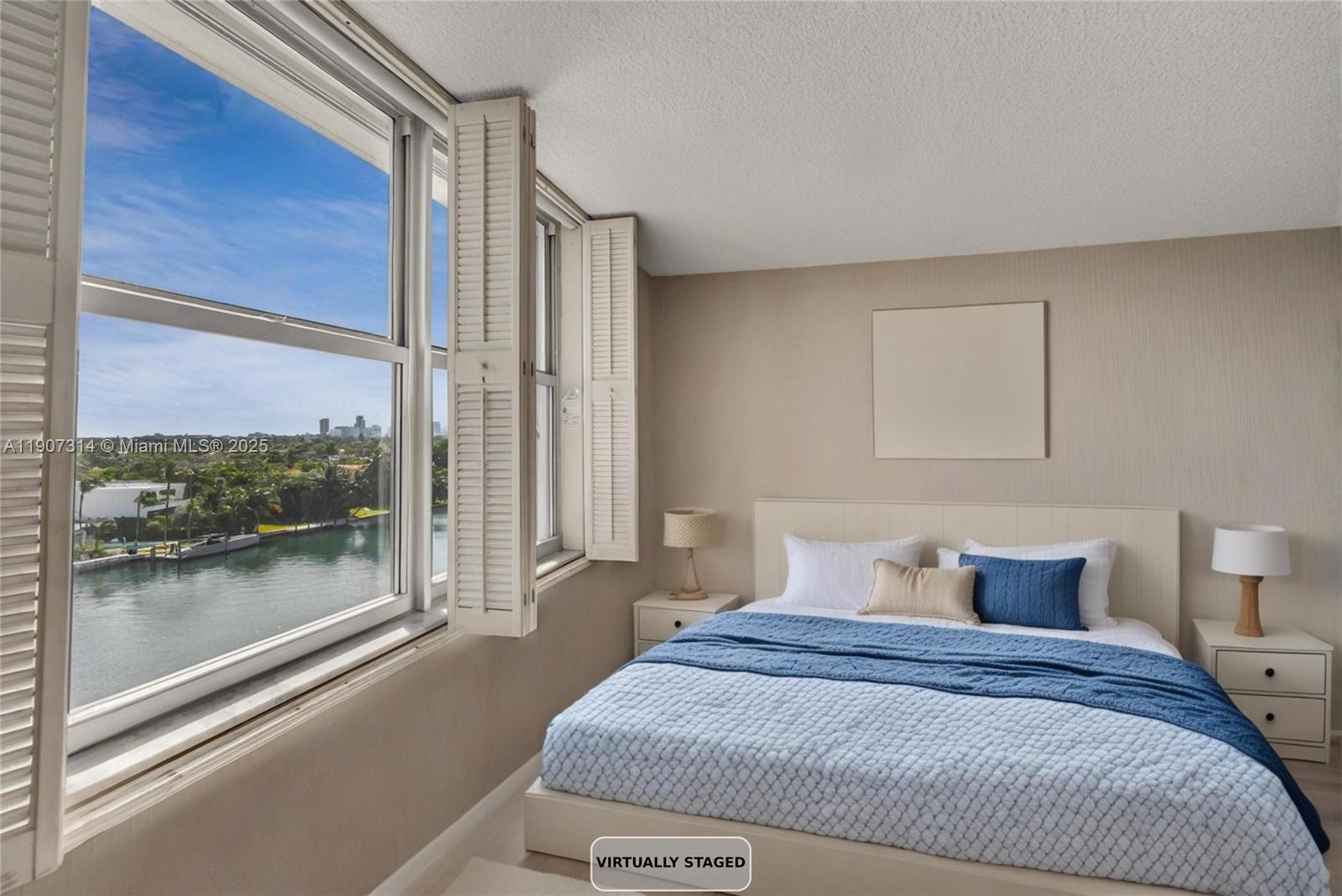 9111 E BAY HARBOR DR Unit: PHB