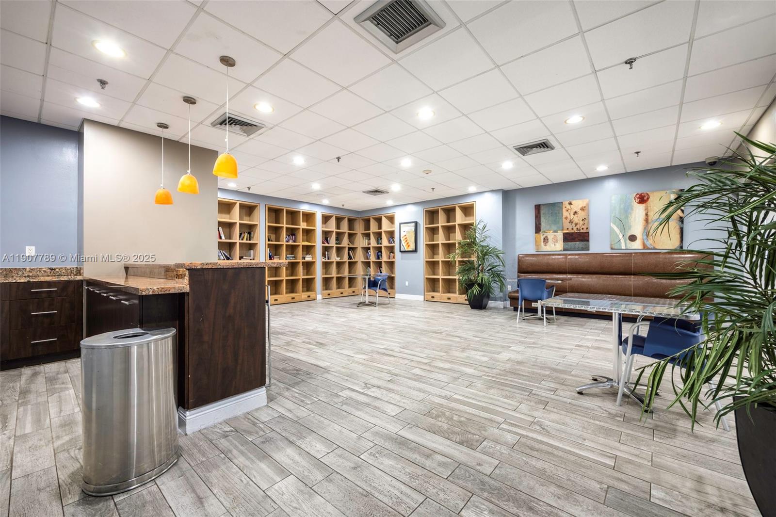 850 N Miami Ave Unit: W-906