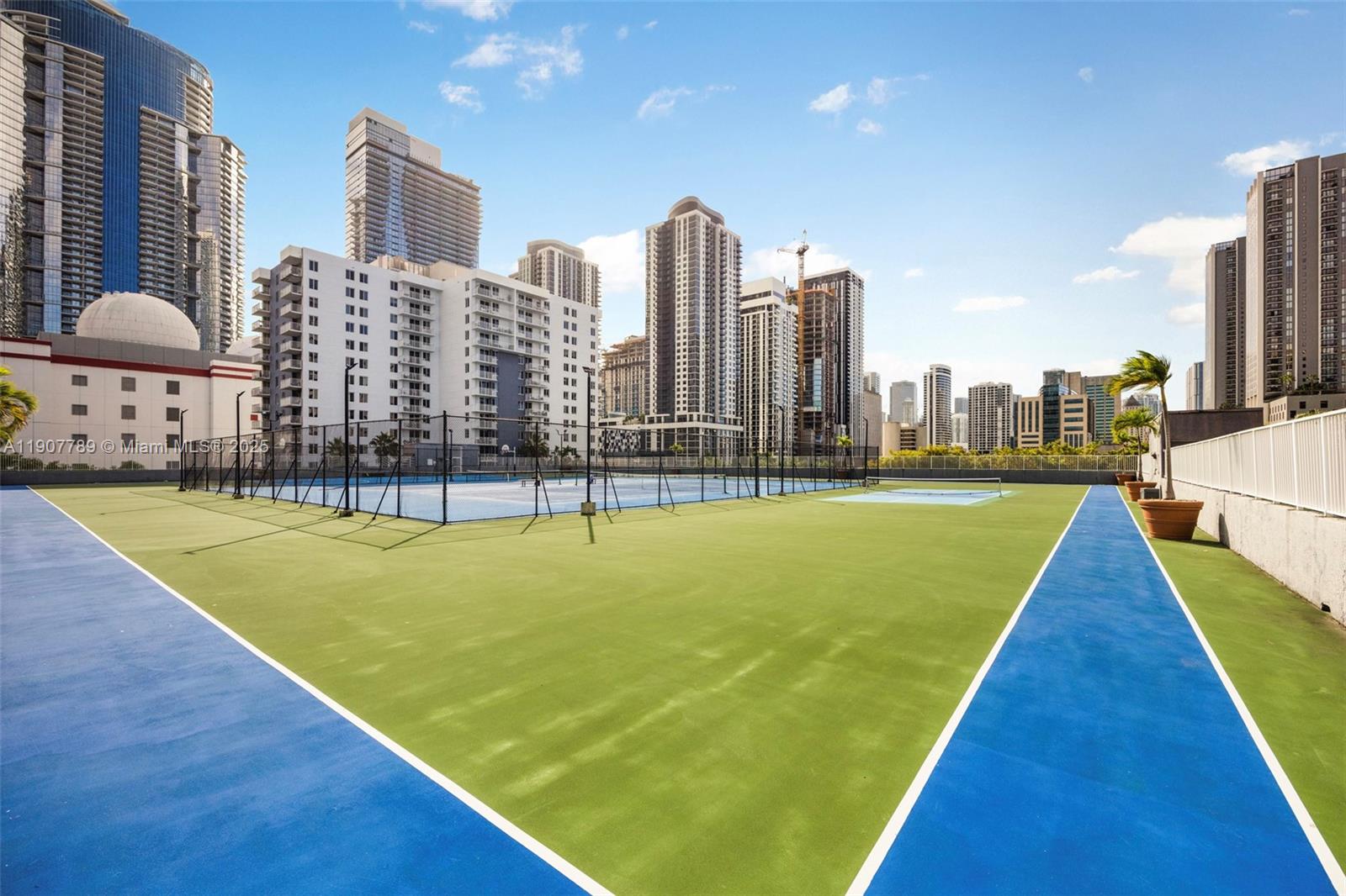 850 N Miami Ave Unit: W-906