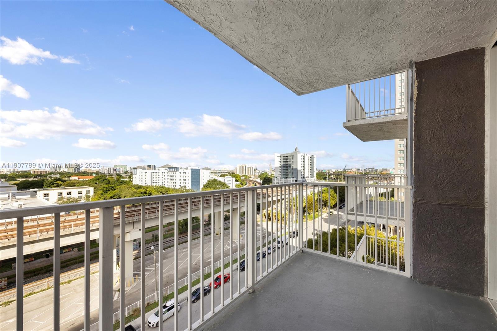850 N Miami Ave Unit: W-906