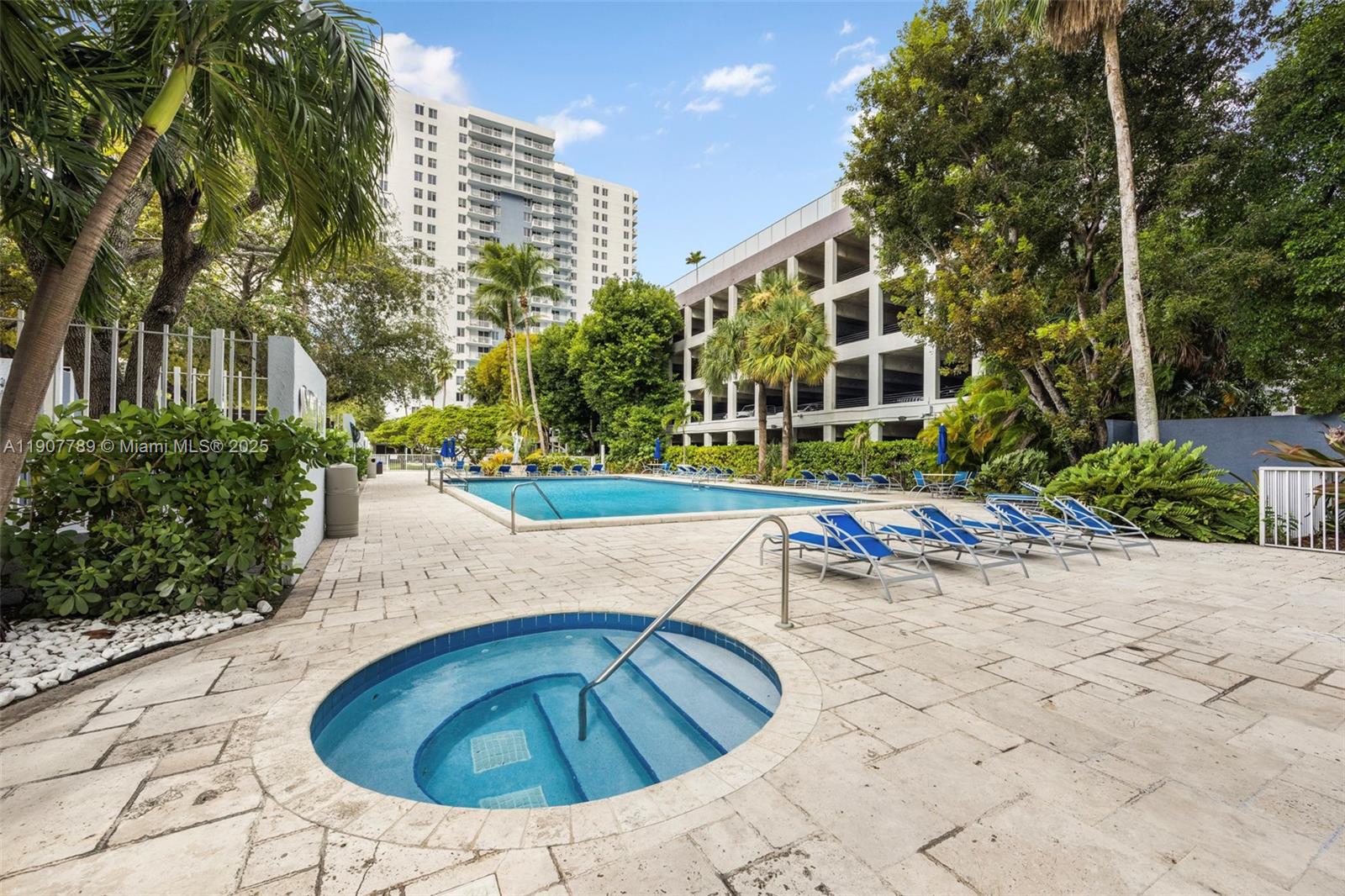 850 N Miami Ave Unit: W-906