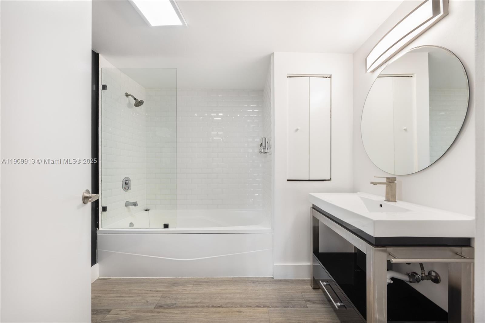 2889 Mcfarlane Rd # 1512