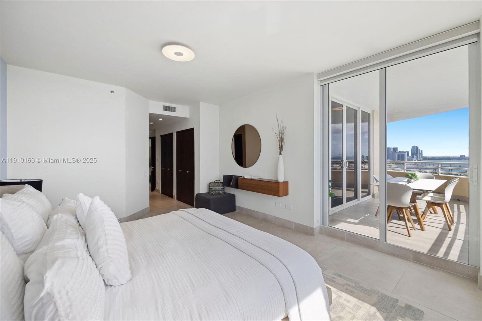 808 Brickell Key Dr # 2601