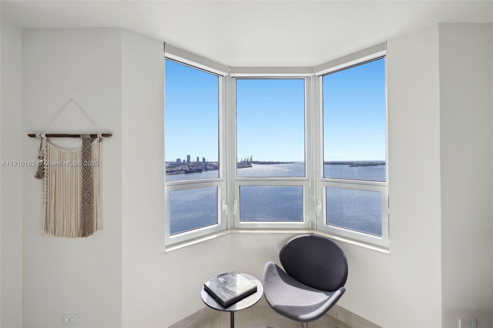 808 Brickell Key Dr # 2601