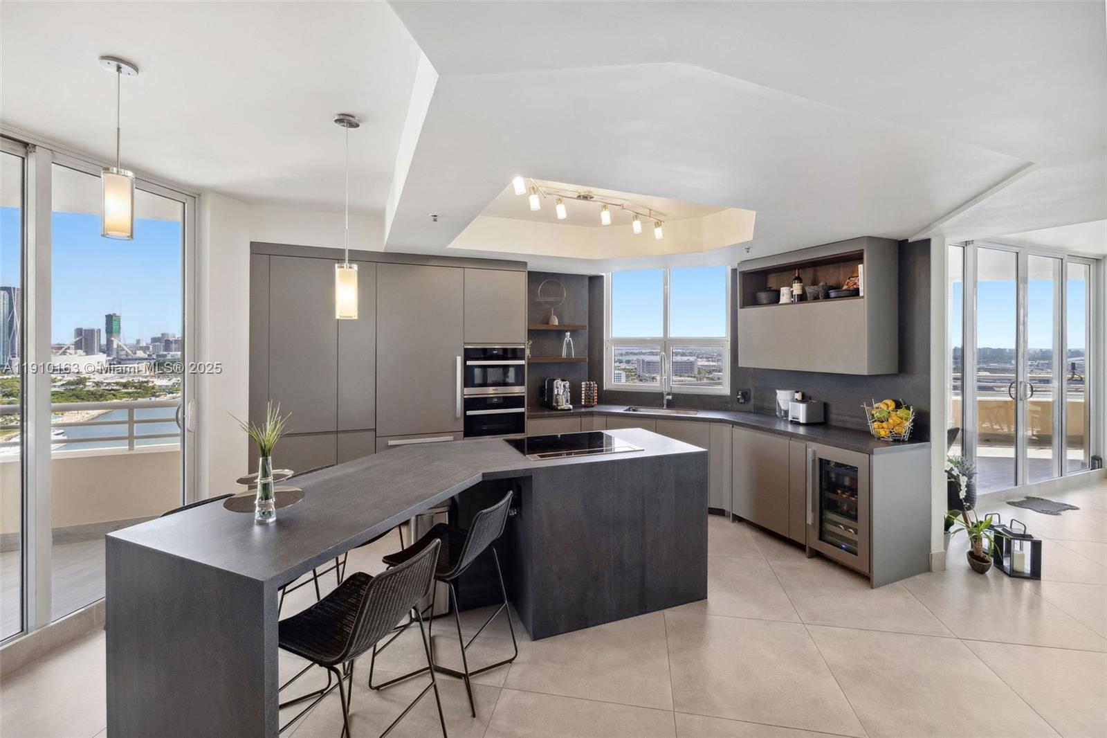 808 Brickell Key Dr # 2601