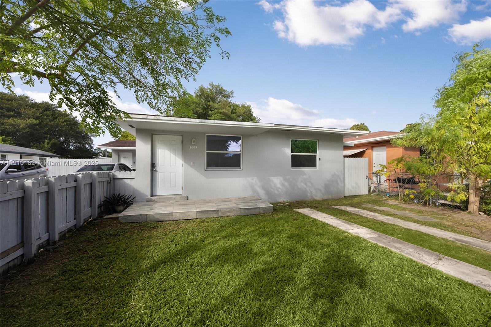 2009 NW 32nd St # 2009