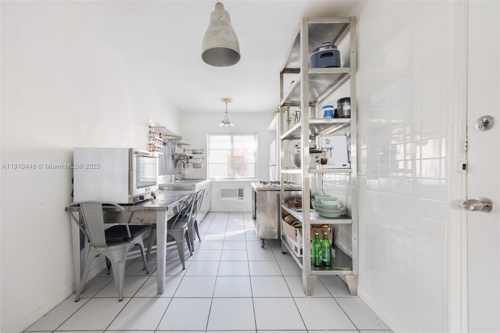 846 Jefferson Ave # 7