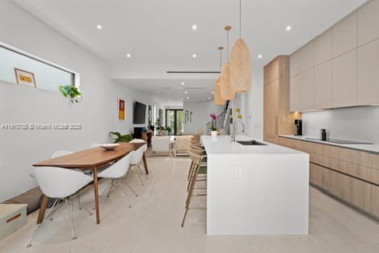 3255 Percival Ave # 3255