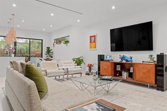 3255 Percival Ave # 3255