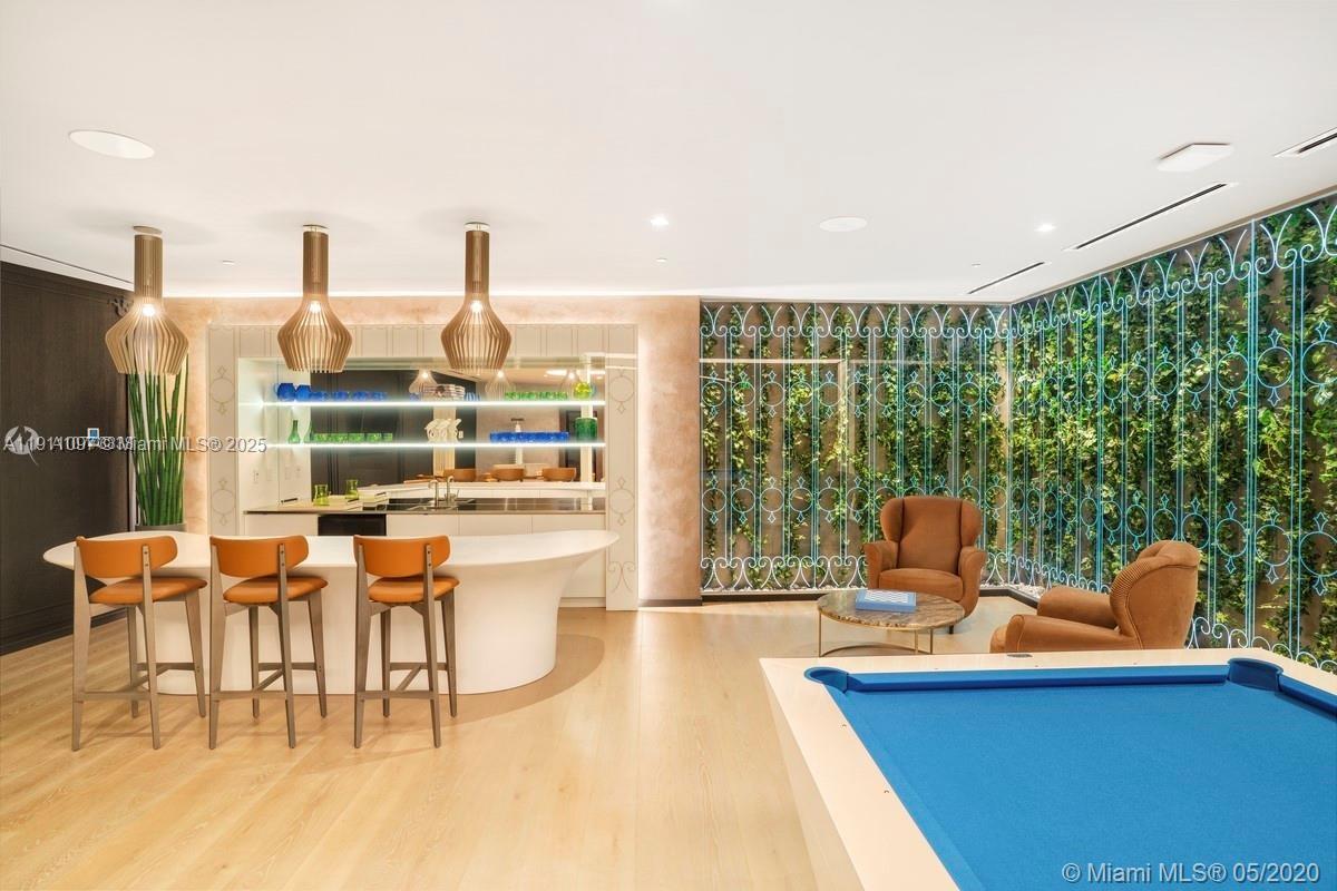 1000 Brickell Plz Unit: PH5807