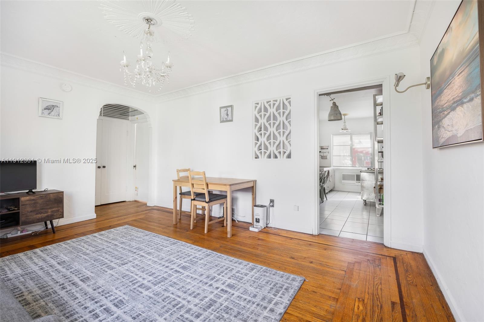 846 Jefferson Ave # 3