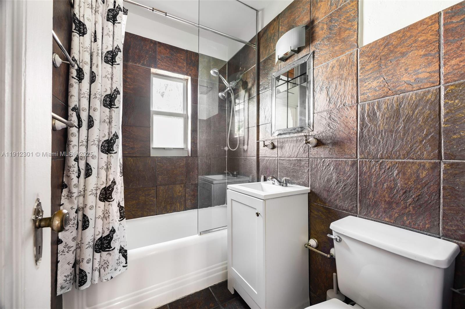 846 Jefferson Ave # 3