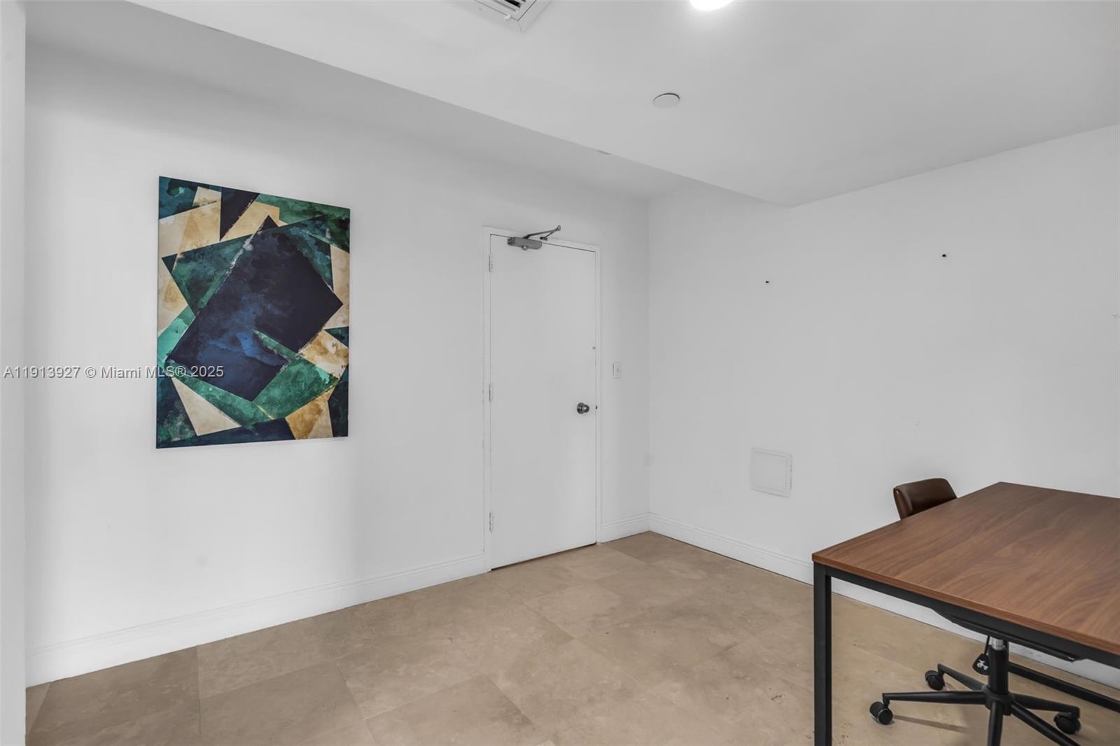 5101 Collins Ave # 12G