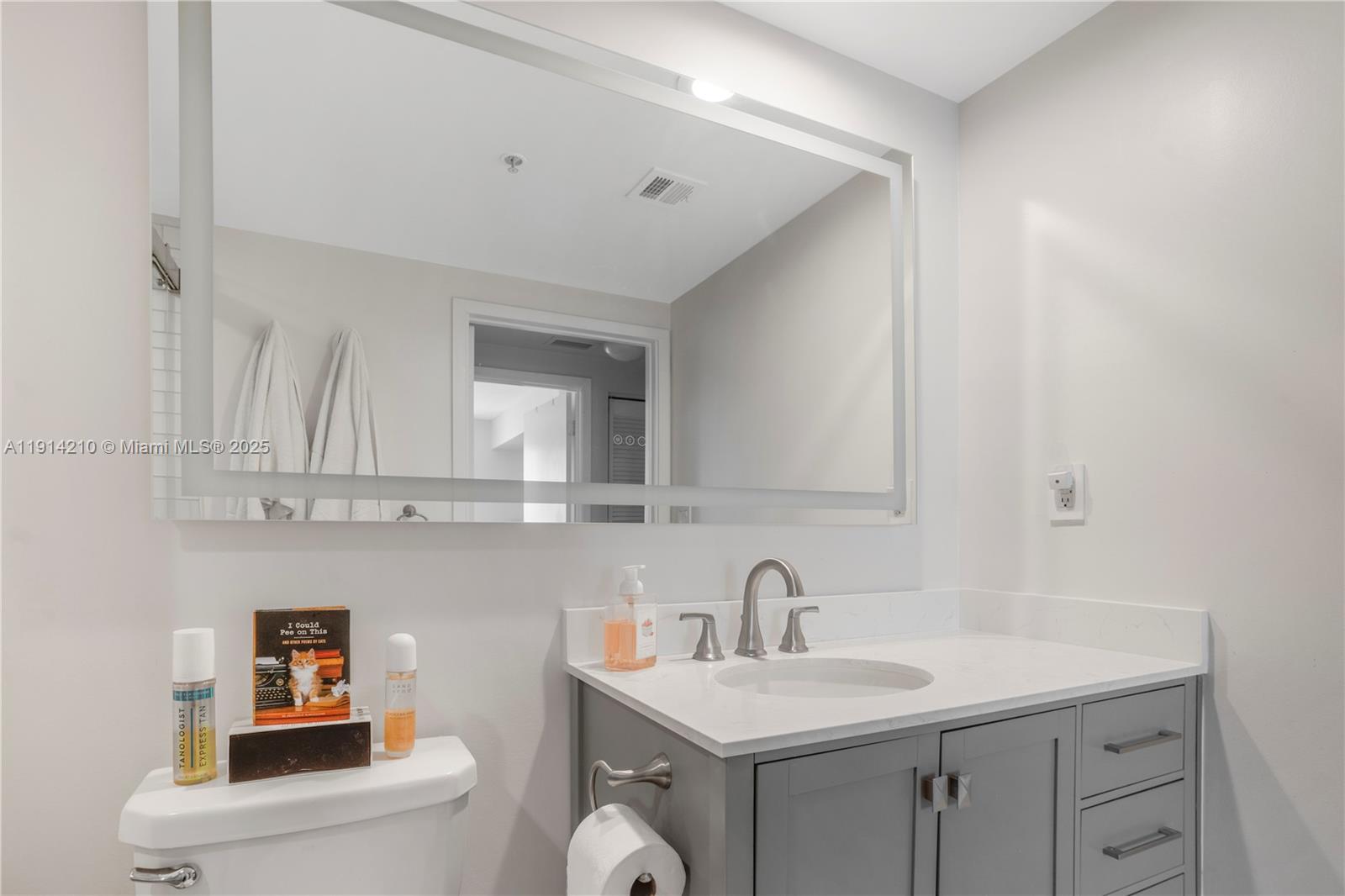 335 S Biscayne Blvd # 3402