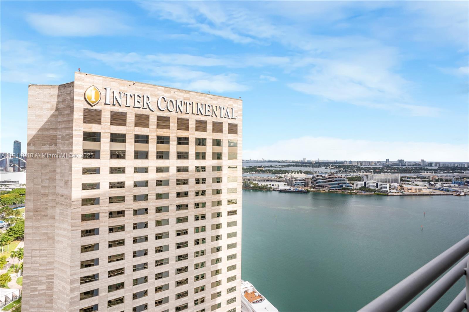 335 S Biscayne Blvd # 3402