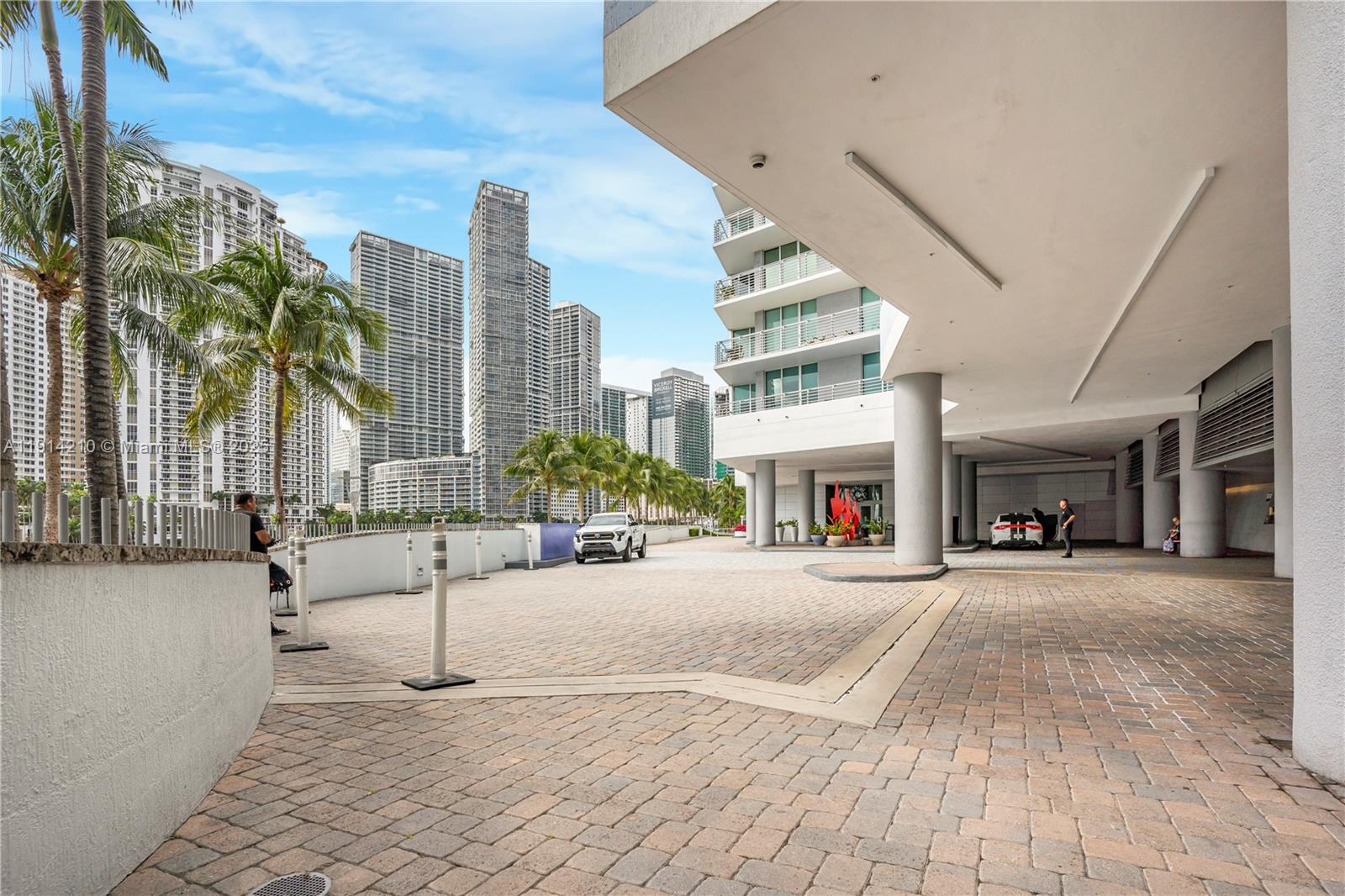 335 S Biscayne Blvd # 3402