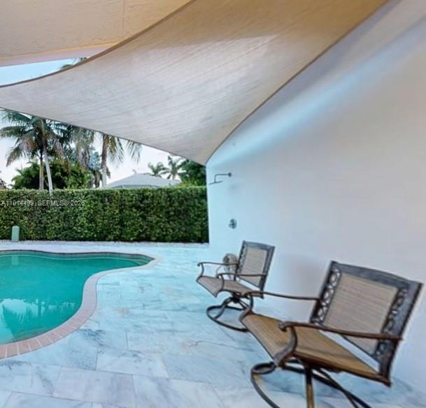 1946 Harbor View Cir