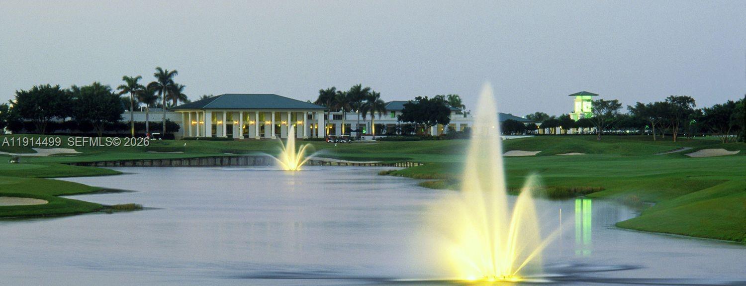 1946 Harbor View Cir