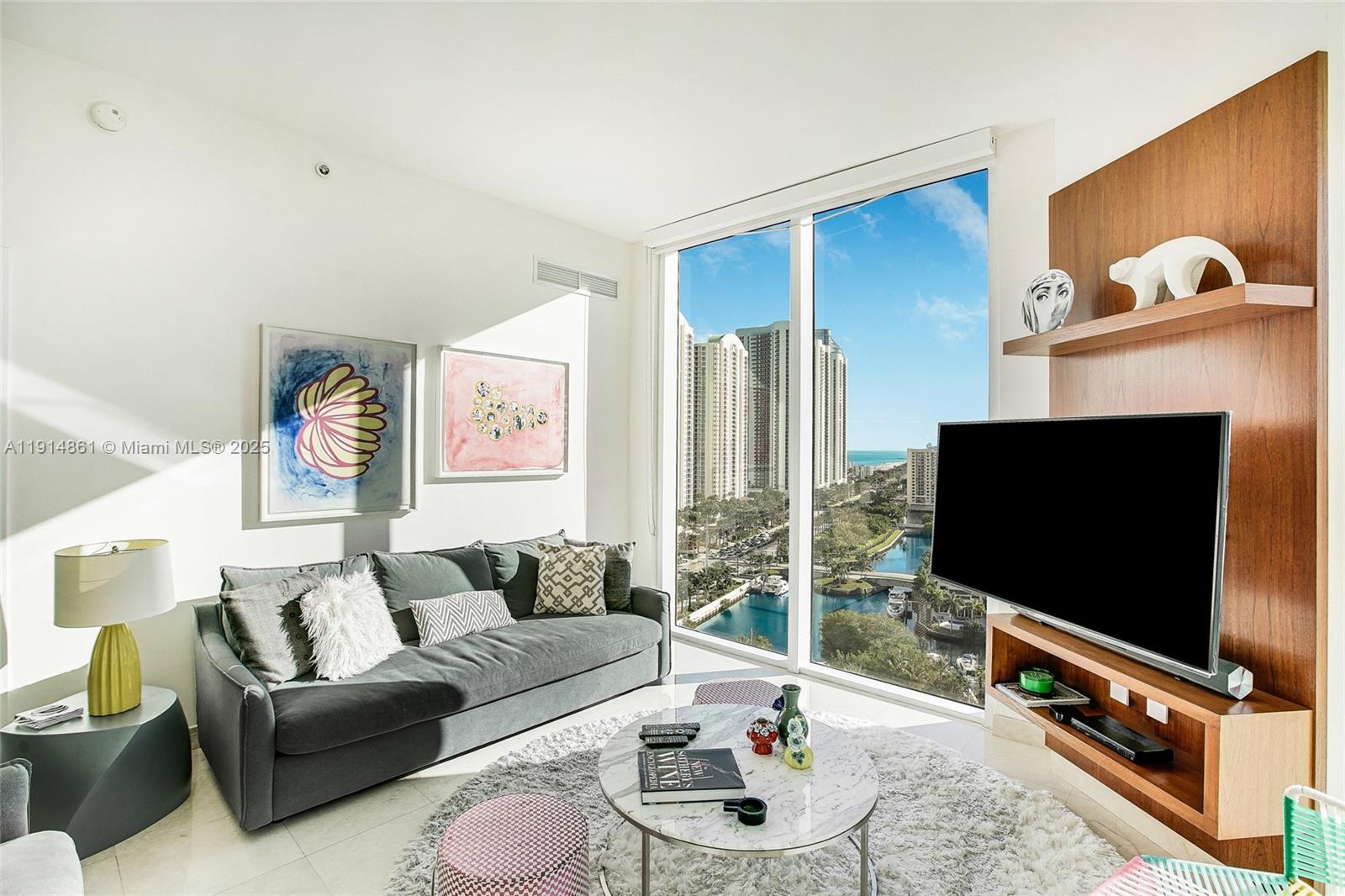 150 Sunny Isles Blvd # 1805 Unit: 1-1805