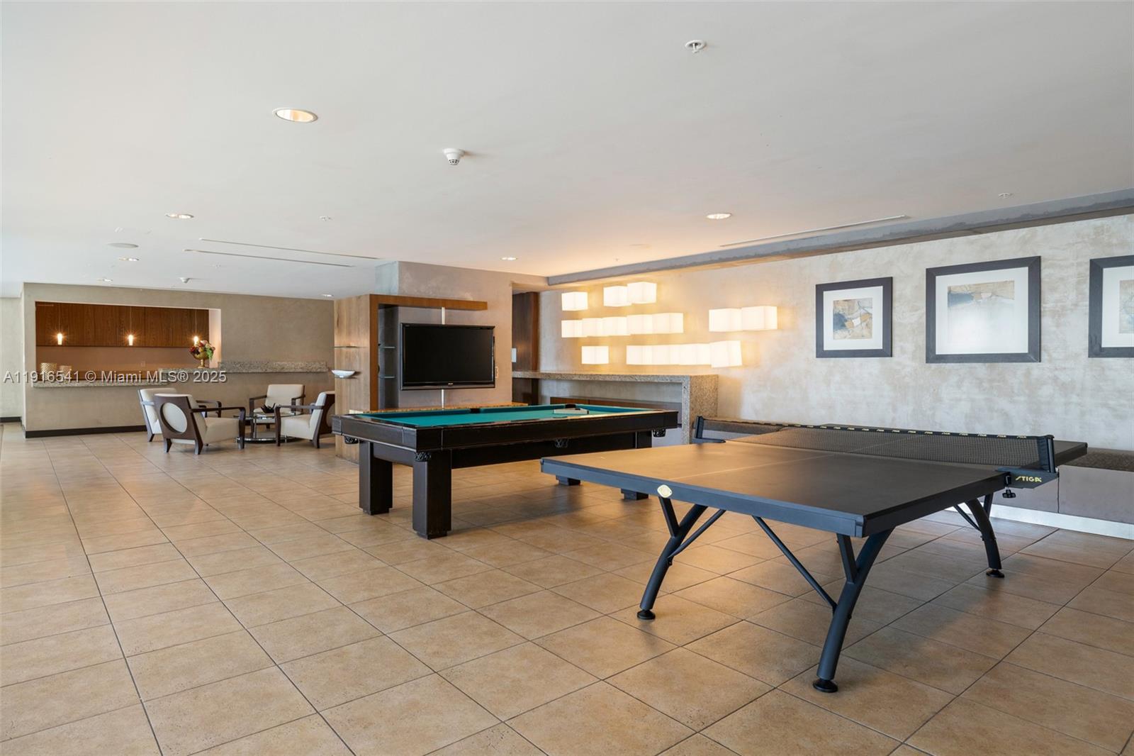 60 SW 13th St # 2413