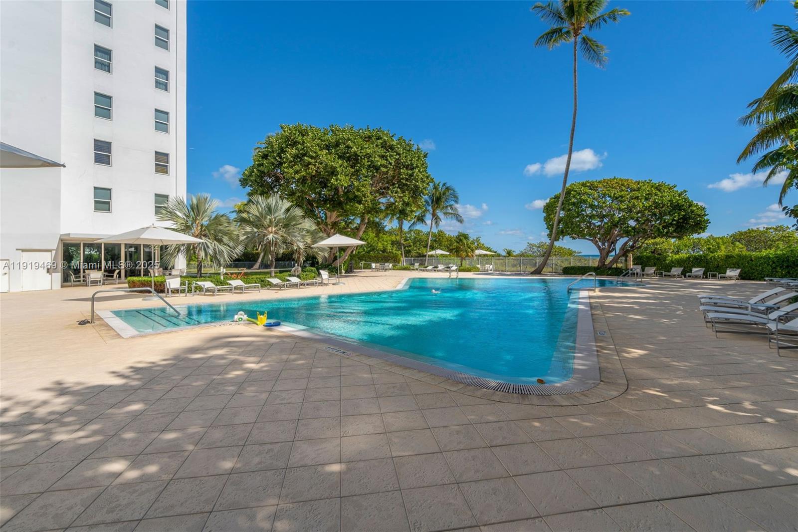 200 Ocean Lane Dr Unit: 407-GR09