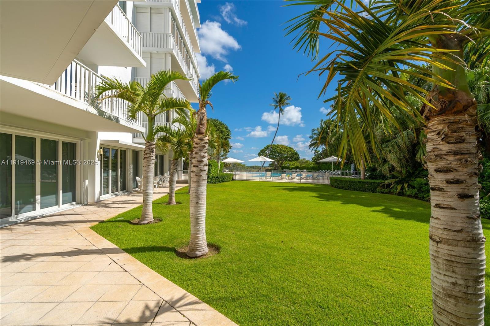 200 Ocean Lane Dr Unit: 407-GR09