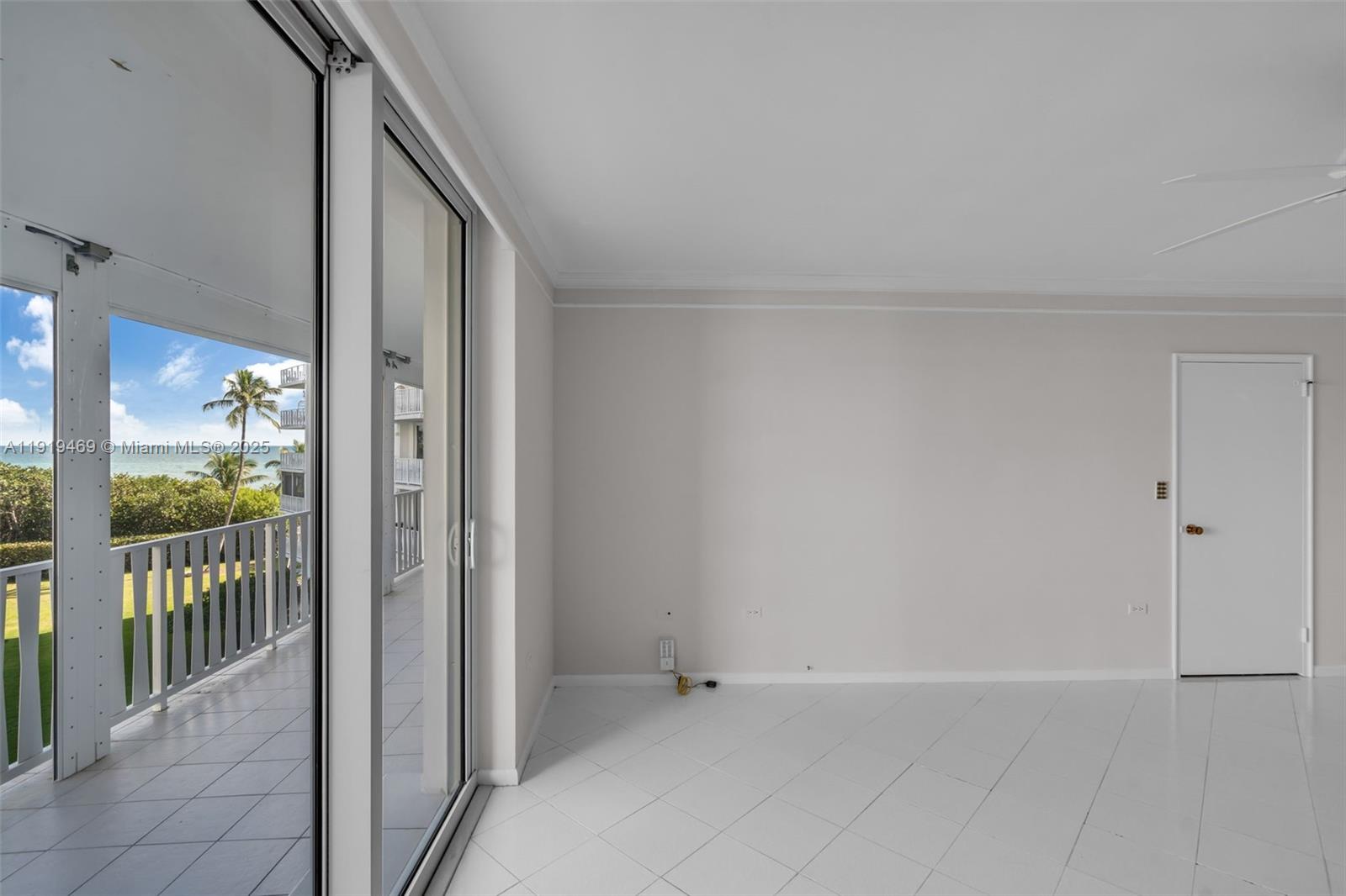 200 Ocean Lane Dr Unit: 407-GR09