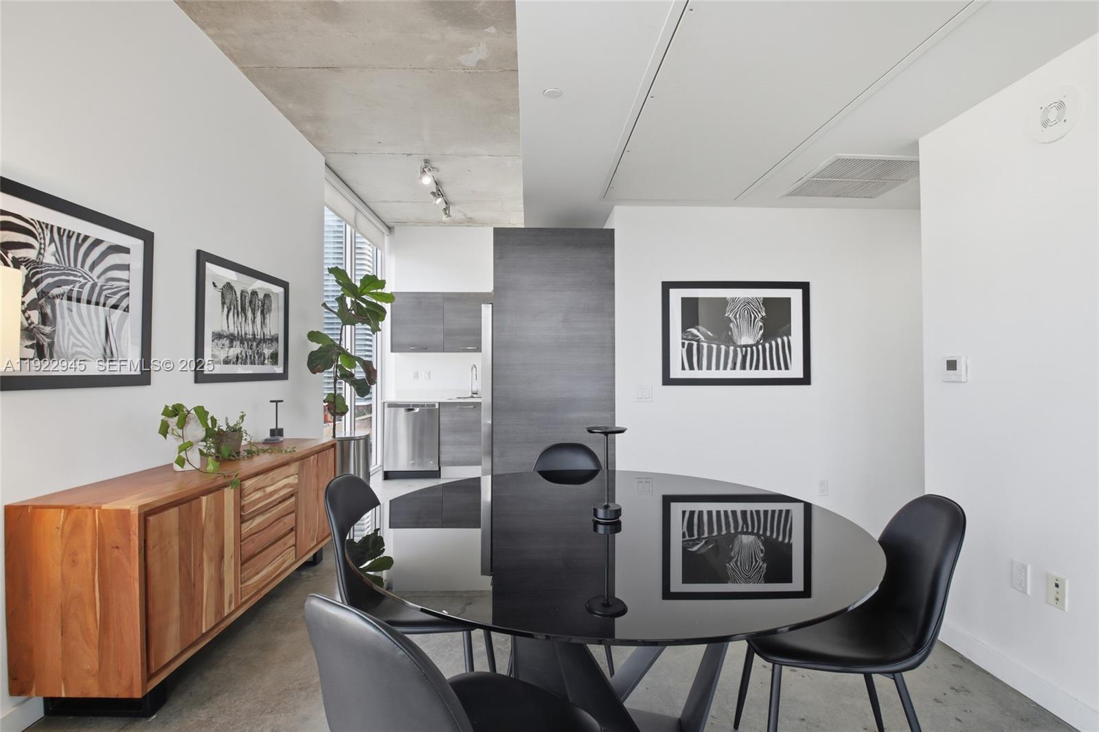 151 SE 1st St # 1810