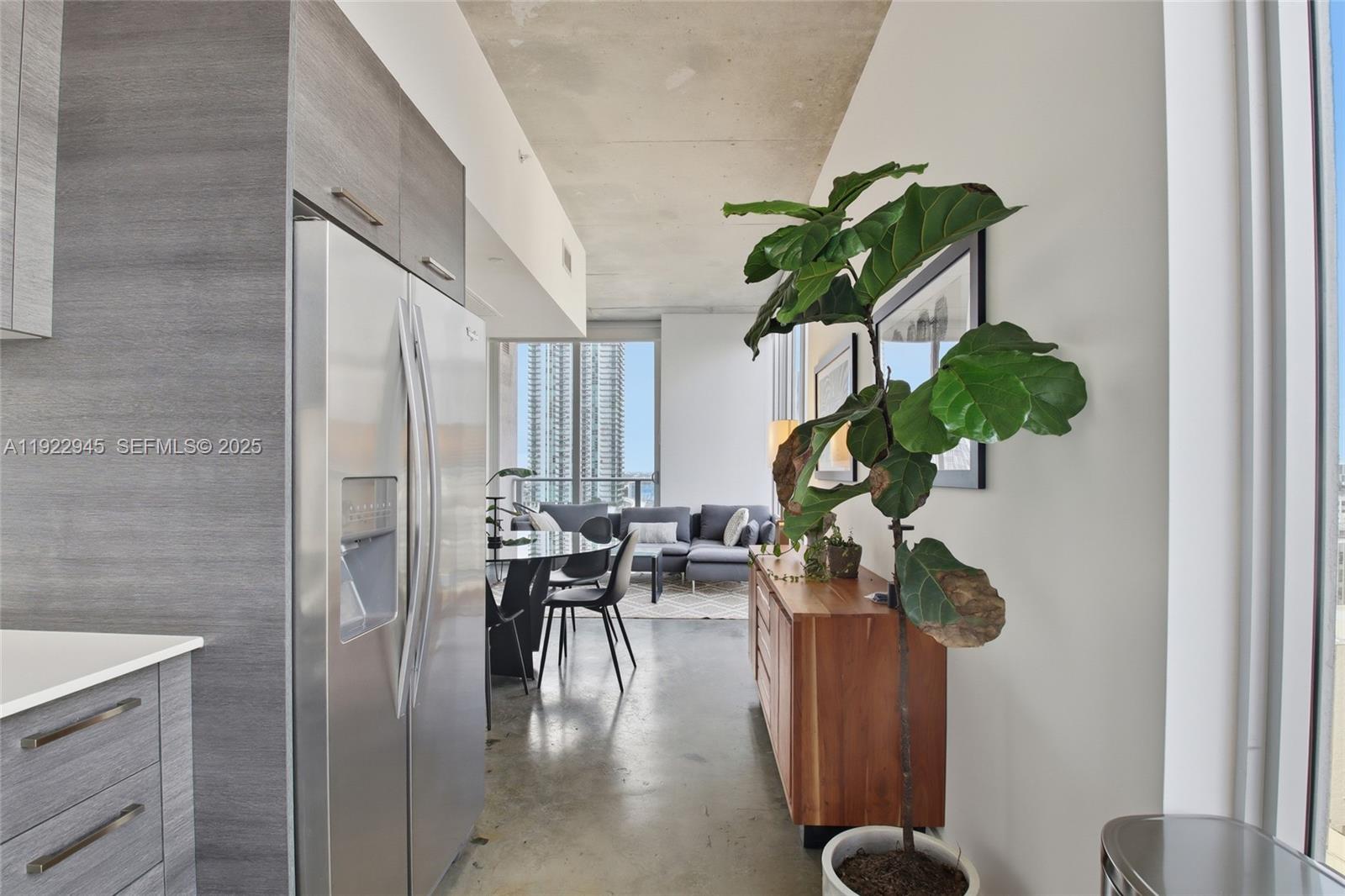 151 SE 1st St # 1810