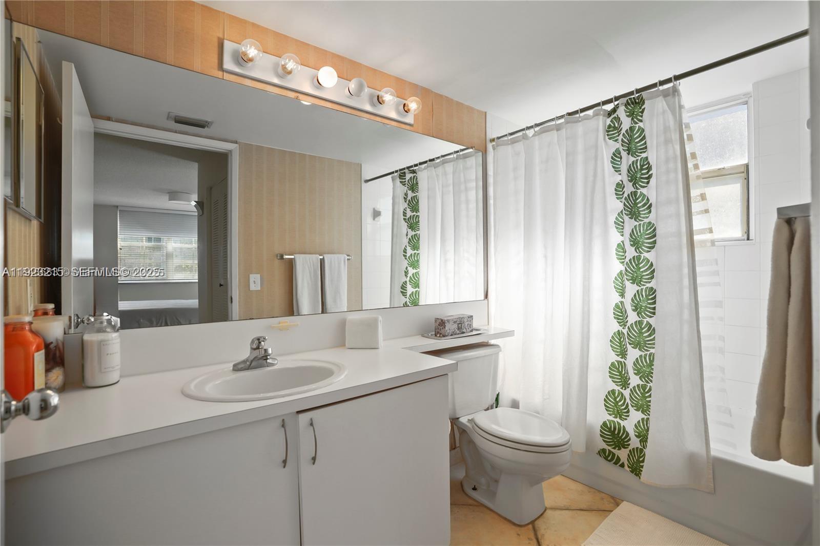 19555 E Country Club Dr # 8502