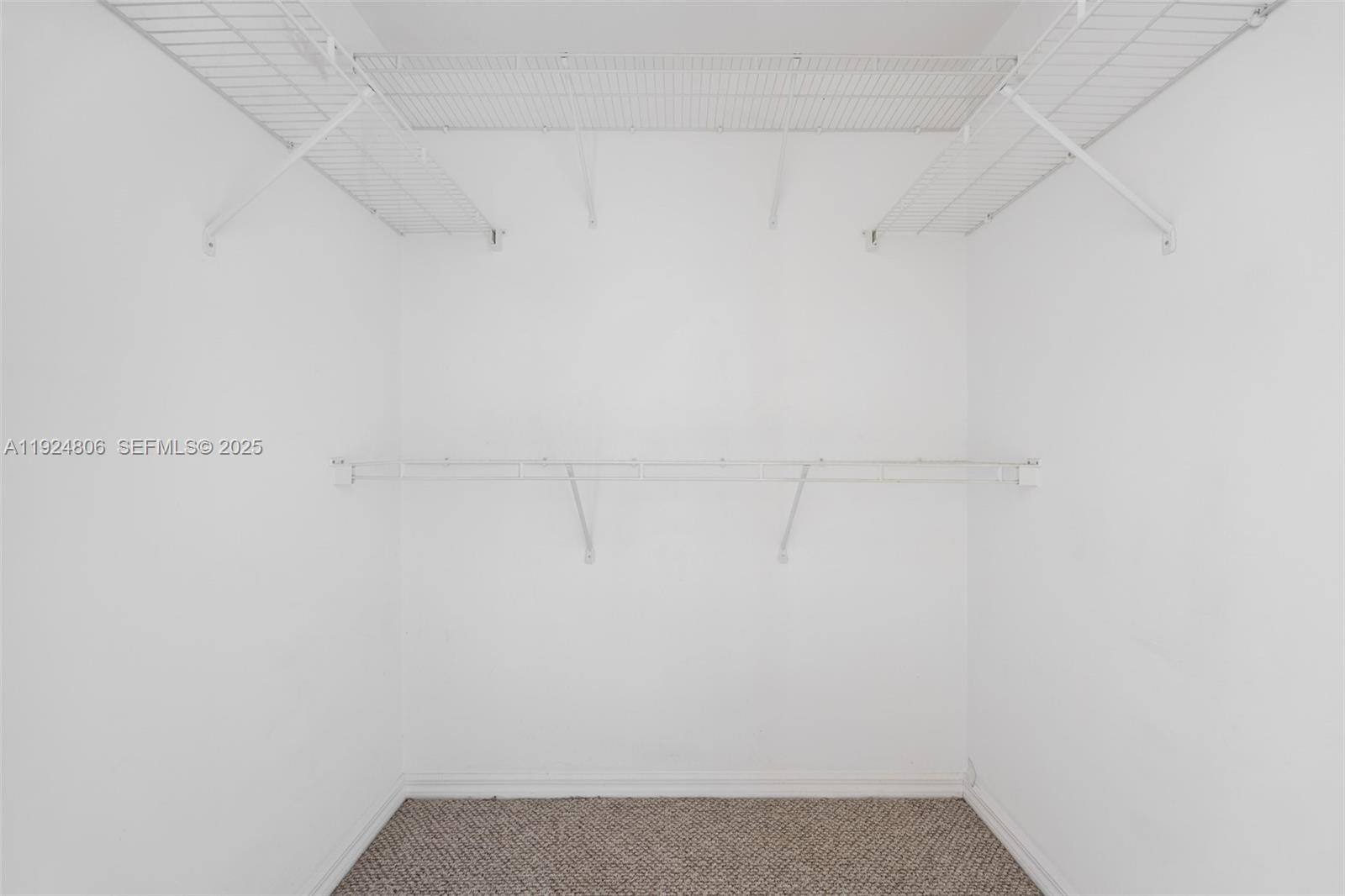 5085 NW 7th St Unit: PH12