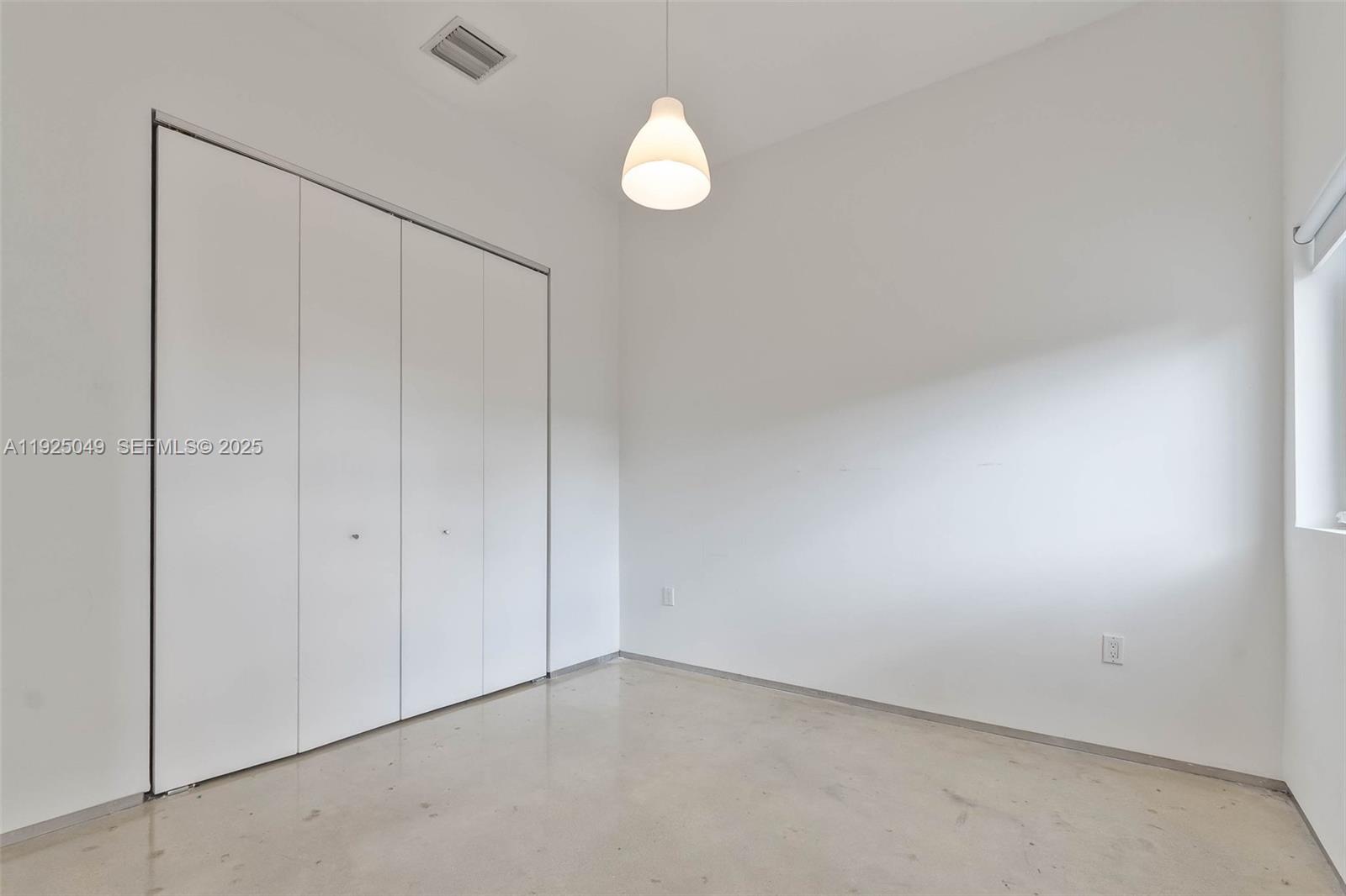 3660 SW 24th Ter # 3660