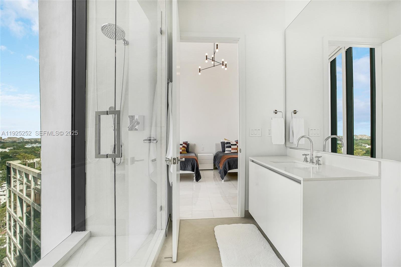 2821 S Bayshore Dr # 15C