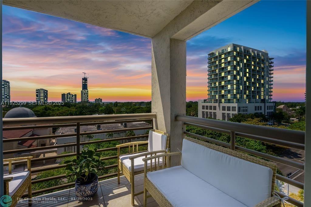 2400 SW 3rd Ave # 802