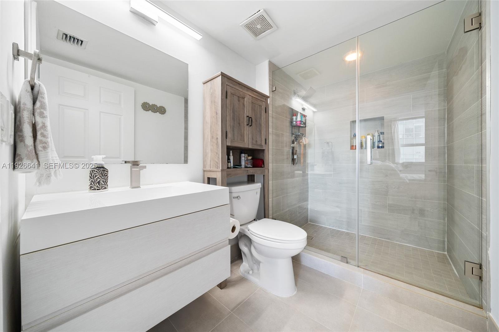 1155 Brickell Bay Dr # 2501