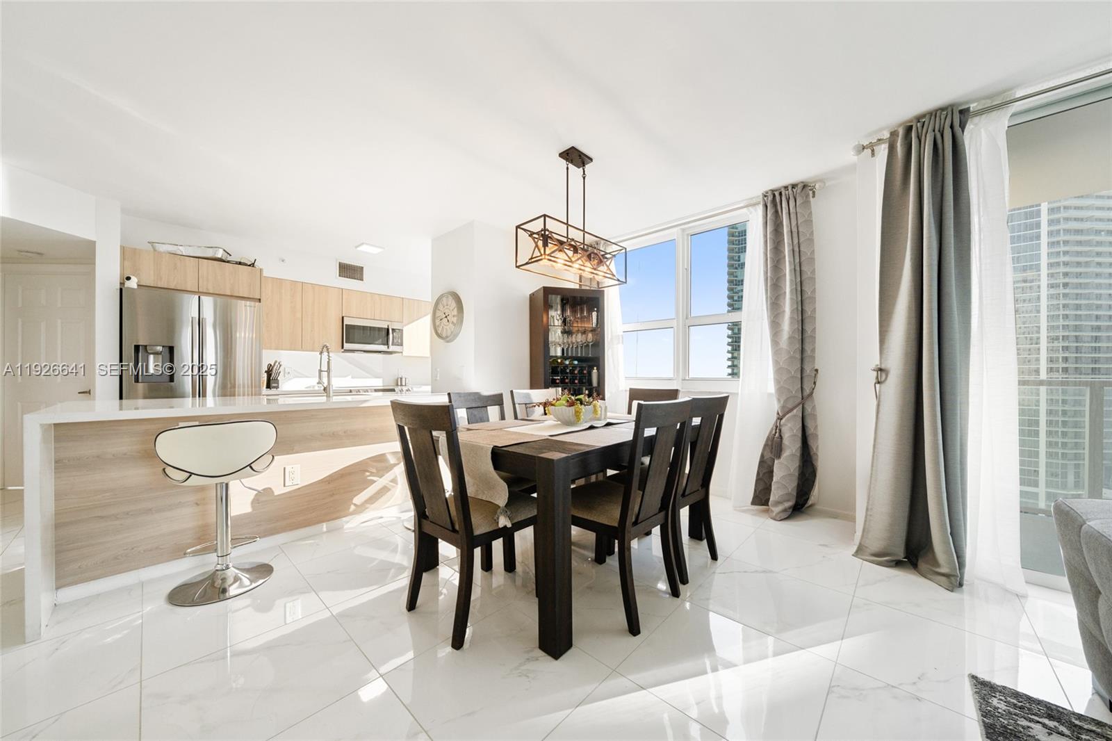 1155 Brickell Bay Dr # 2501